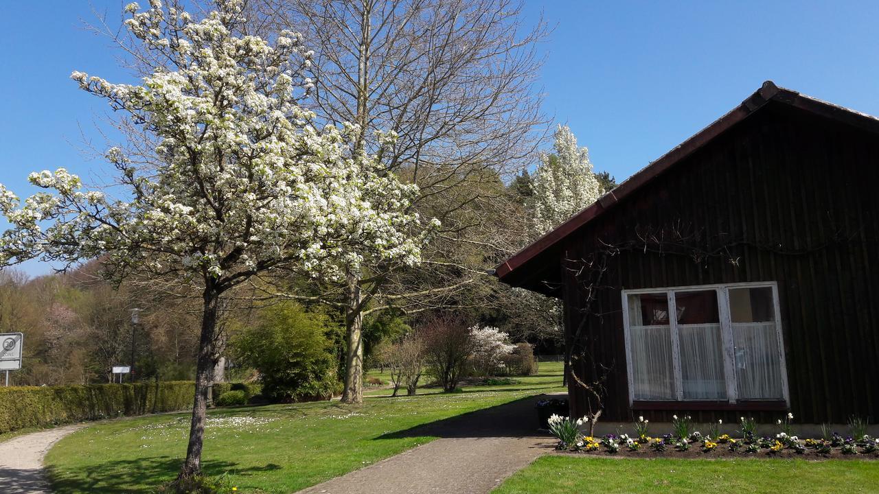 Gaestehaus St Theresia Bodensee Eriskirch Exterior photo